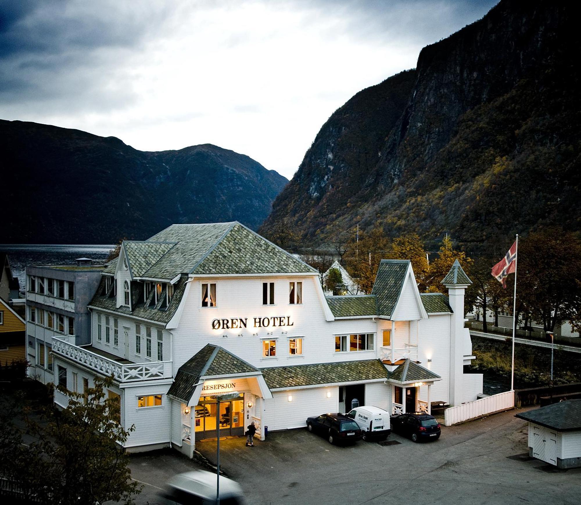 Oren Hotel Høyanger Dış mekan fotoğraf